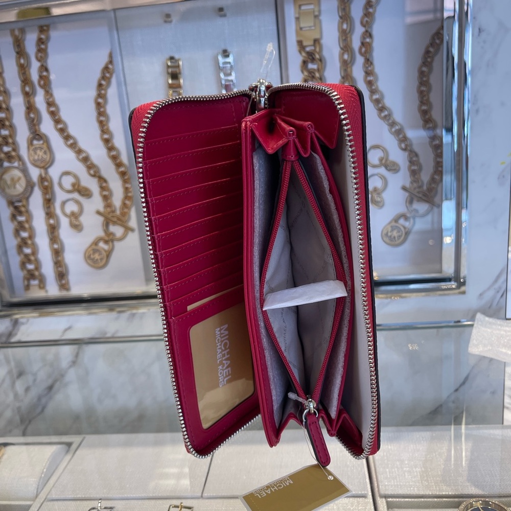 MICHAEL KORS Lg Pebbled Leather Continental Wallet Wristlet Phone
Dark Raspberry - Picture 12 of 16